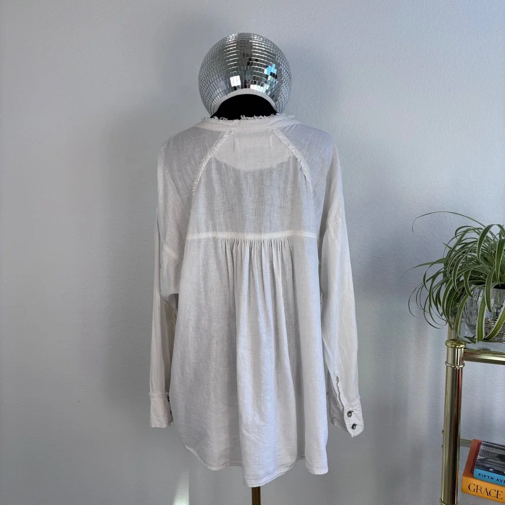 We The Free People Keep It Simple Button Down Top Size XS Ivory Linen‎ Blend